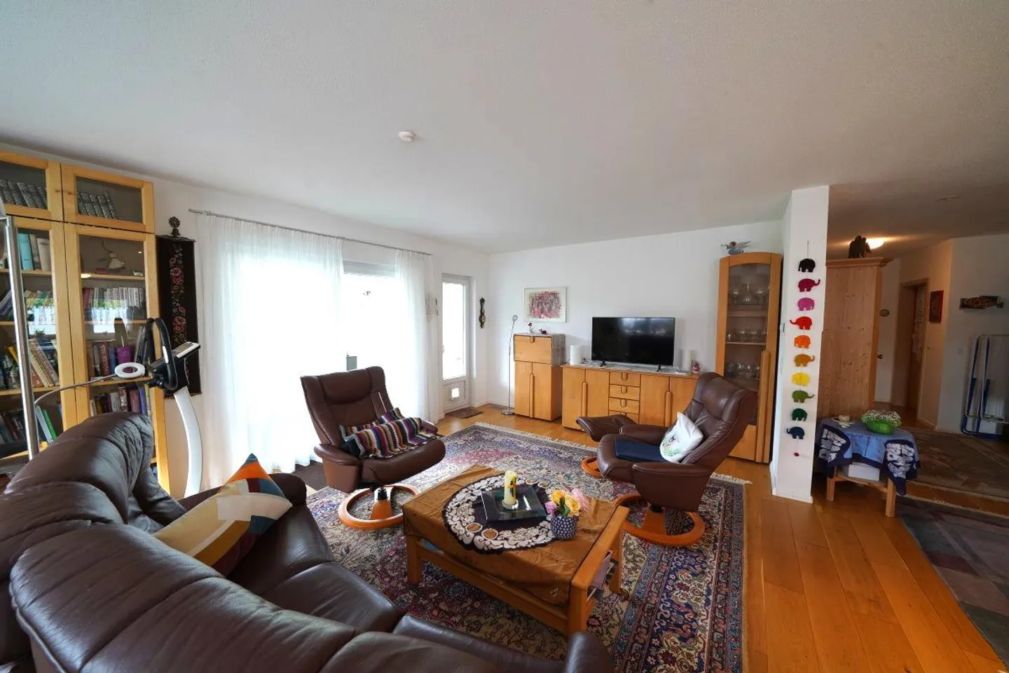 Attractive ground floor apartment with terrace, garden and panoramic view - Photo 5 of 13