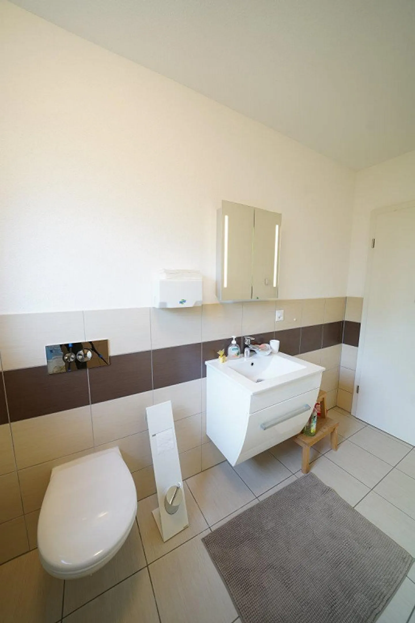 Attractive ground floor apartment with terrace, garden and panoramic view - Photo 11 of 13
