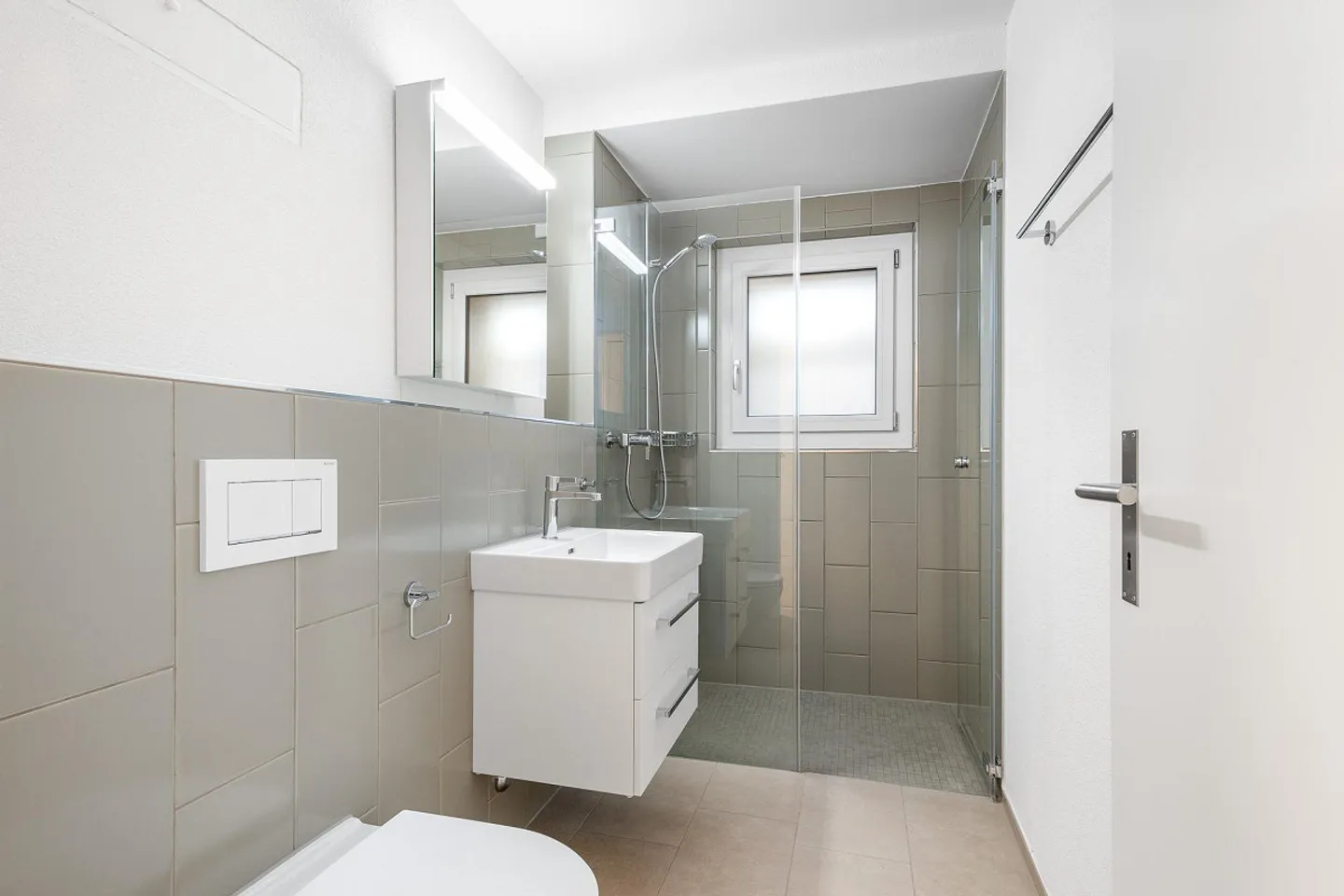 Appartement moderne avec balcon sud - Photo 8 sur 9