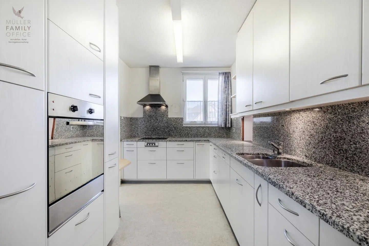 Il fascino senza tempo incontra nuove opportunità - Villa storica nel cuore di Flawil - Foto 9 di 12