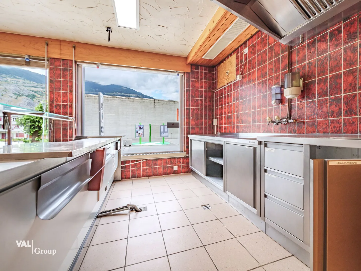 La tradition rencontre l'avenir : propriété résidentielle et commerciale avec un potentiel polyvalent - Photo 14 sur 22