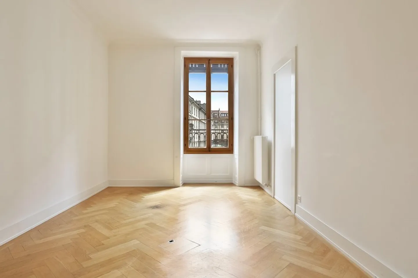 Magnificent offices in the city center - Photo 5 of 7