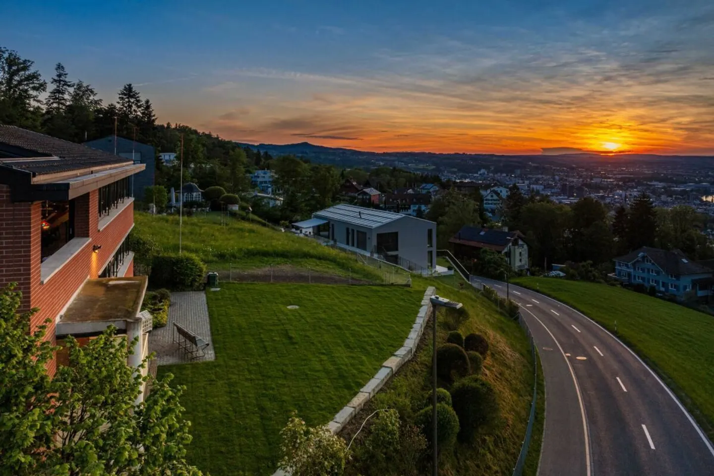 Premium Single-Family Home with Panoramic Lake View and Exceptional Plot Size - Photo 24 of 25