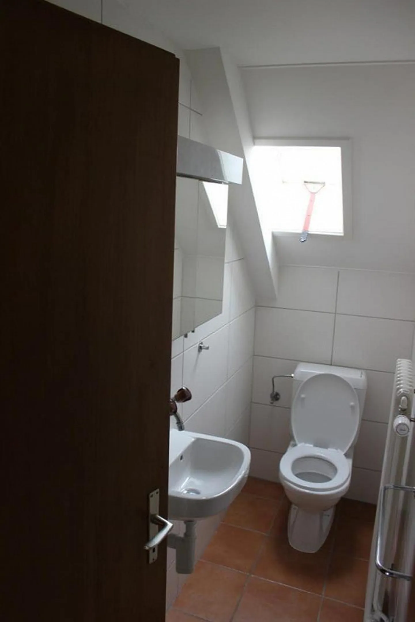 Accogliente appartamento mansardato di 3 stanze a Liestal, vicino all'ospedale/centro città - Foto 9 di 12