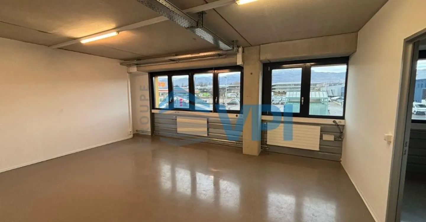 Espace Commercial Spacieux à Nyon - Photo 4 sur 5