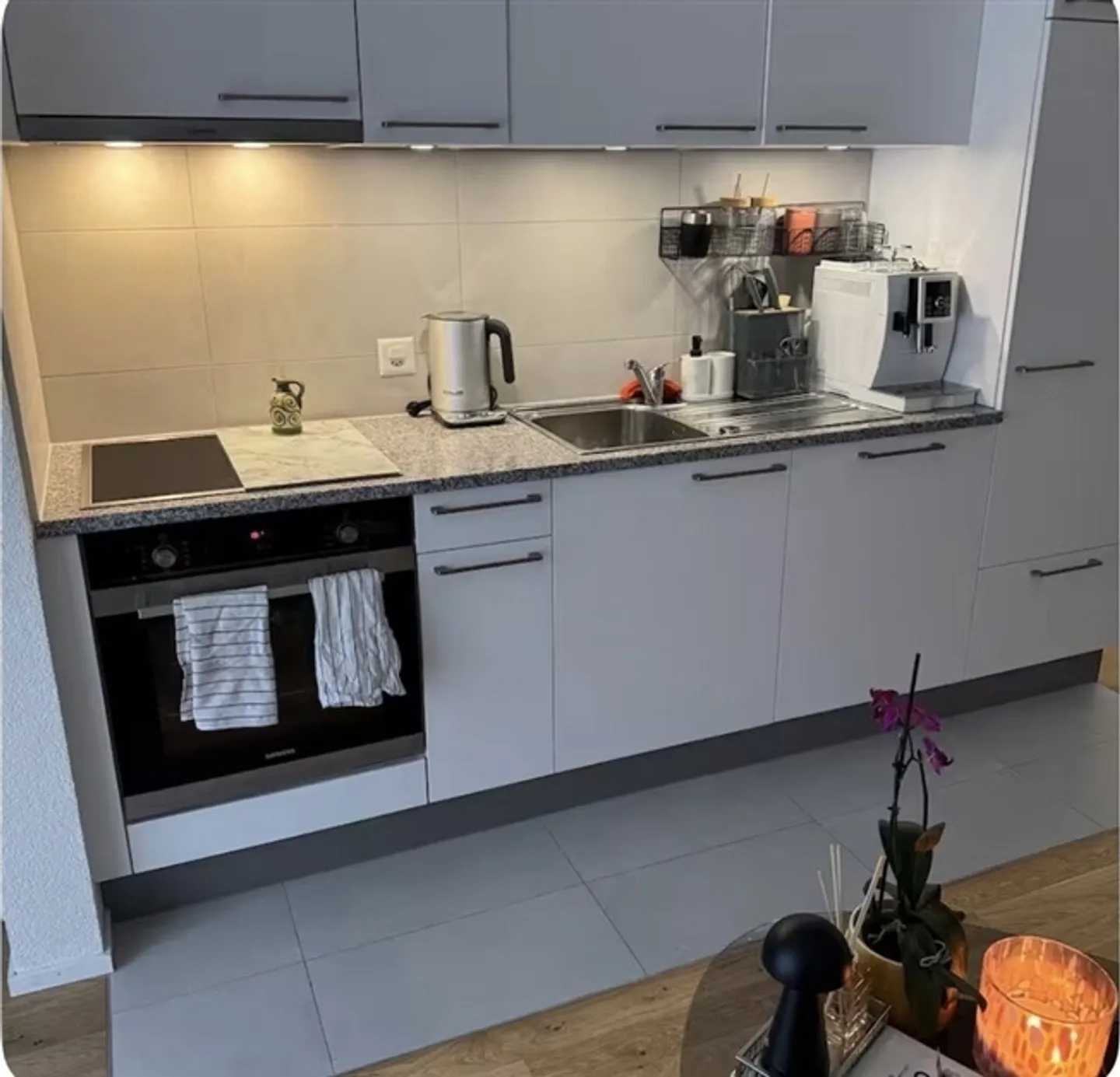 Appartamento moderno con bella terrazza - Foto 3 di 6