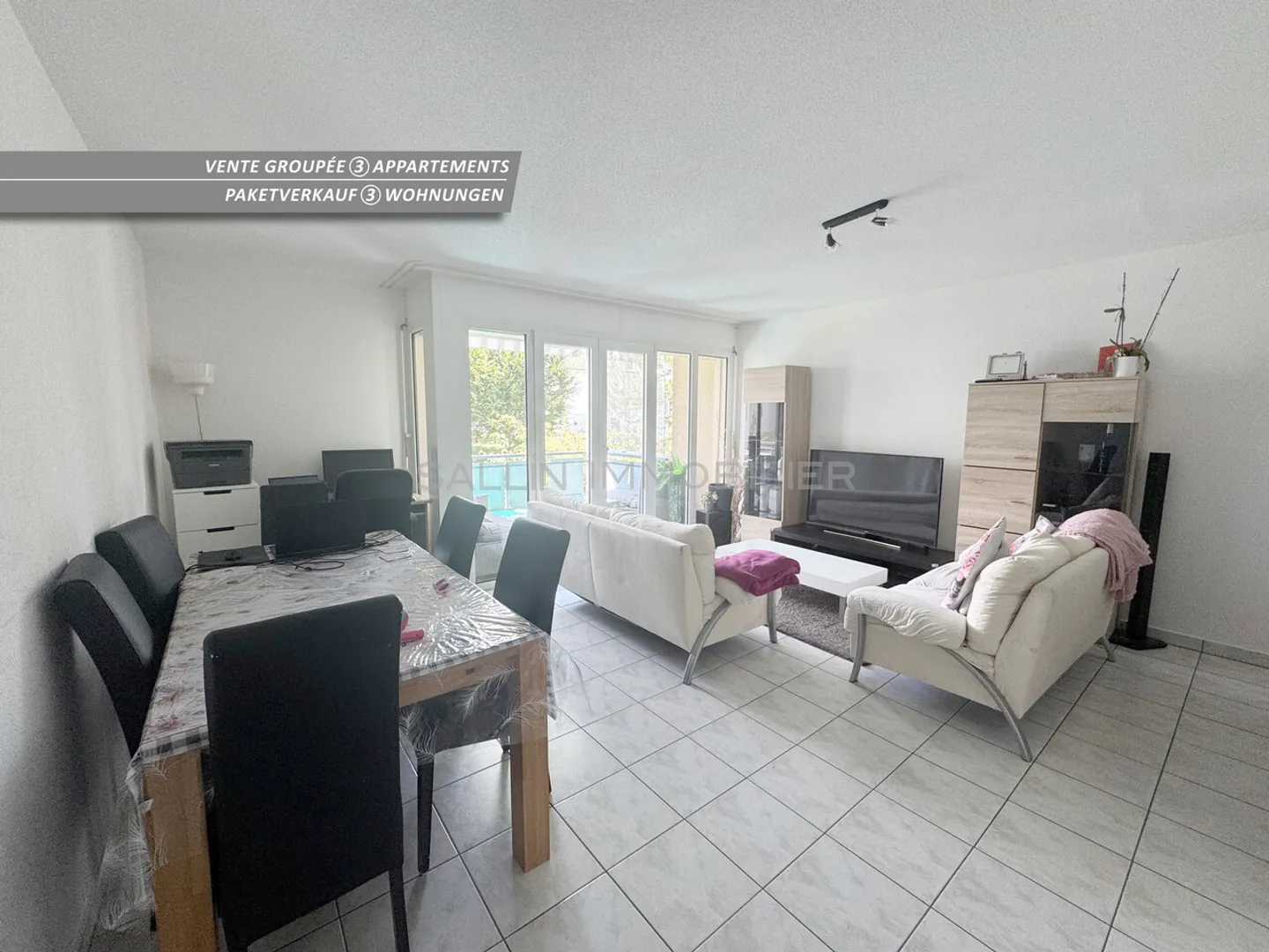 Vente de 3 appartements, 2x 5 pièces et  4 pces + 3 place de parc int. - Photo 3 sur 12