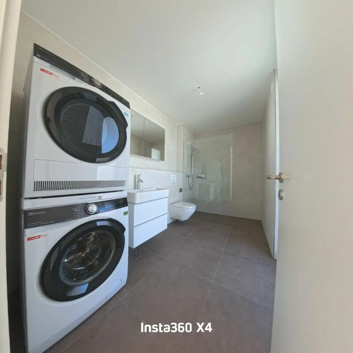 New, bright 3½-room penthouse apartment with terrace - Photo 8 of 9