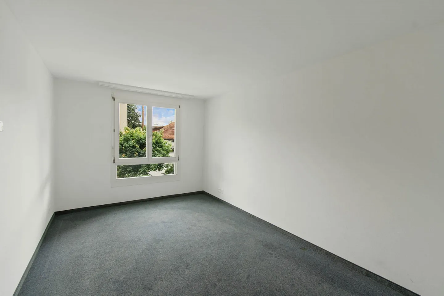 An Apartment to Fall in Love With.... - Photo 7 of 9