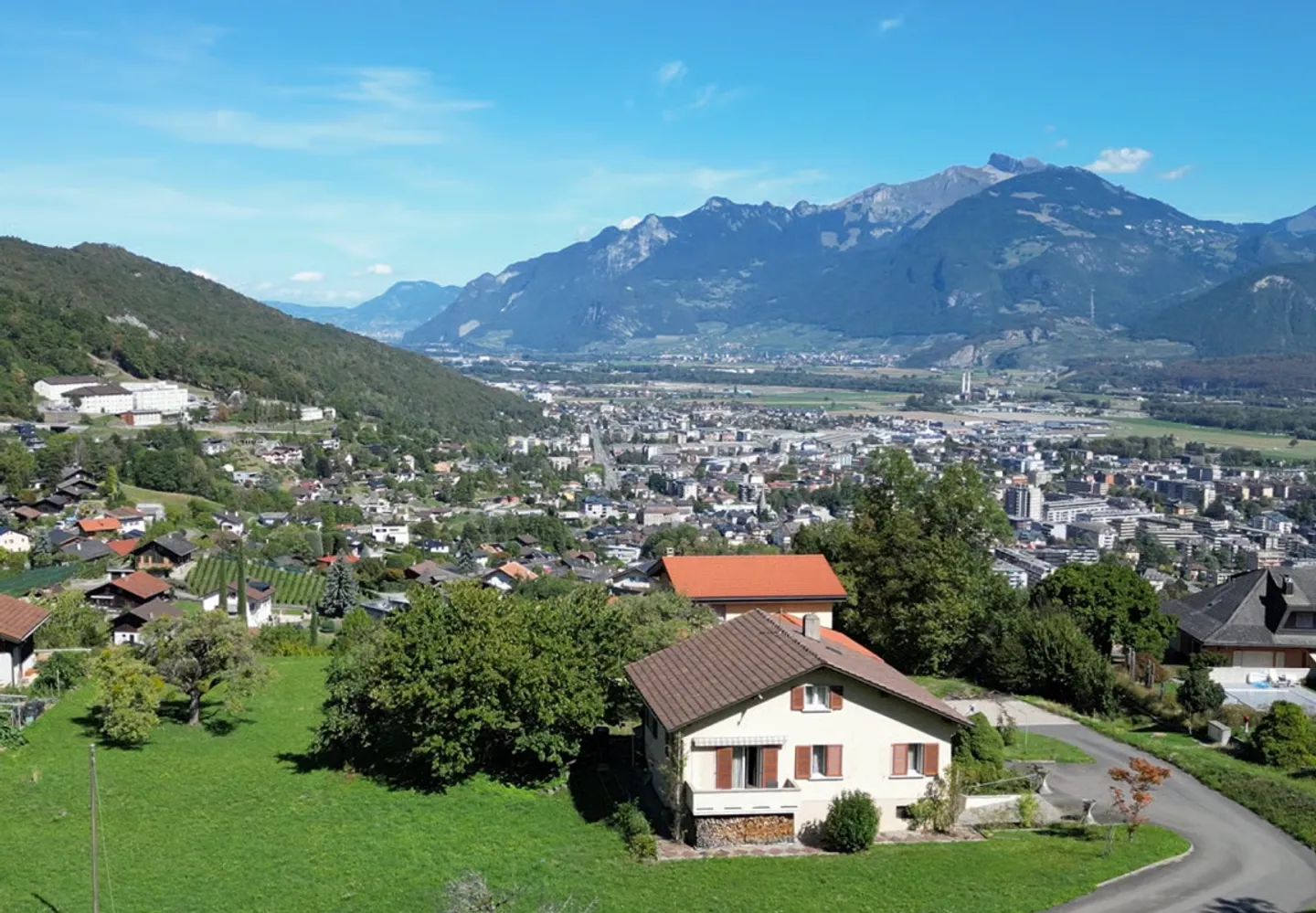 Einfamilienvilla "En Rarin" 4.5 Zimmer in Monthey (Choëx/VS) - Foto 4 von 16