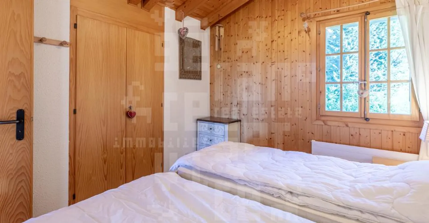 Appartement sous les toits - Photo 10 sur 12