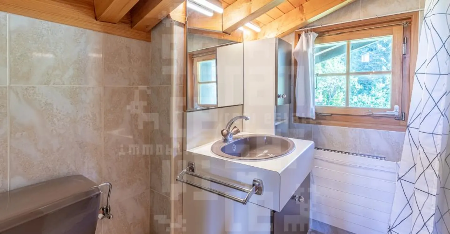 Appartement sous les toits - Photo 11 sur 12