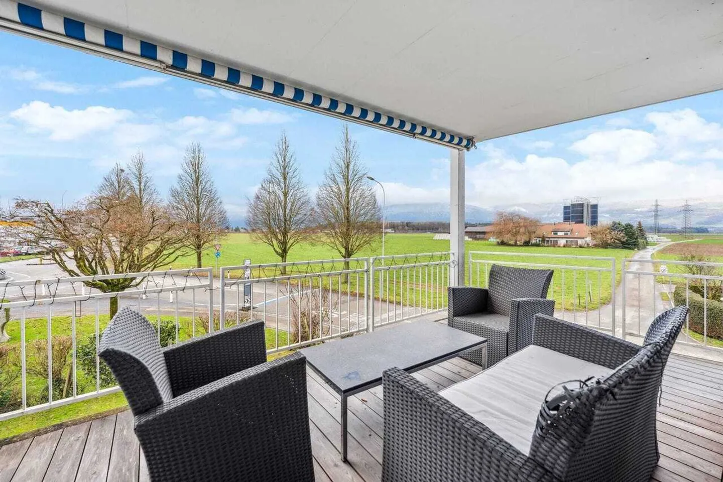 Light-flooded 4.5-room apartment for sale in Subingen - Photo 3 of 13