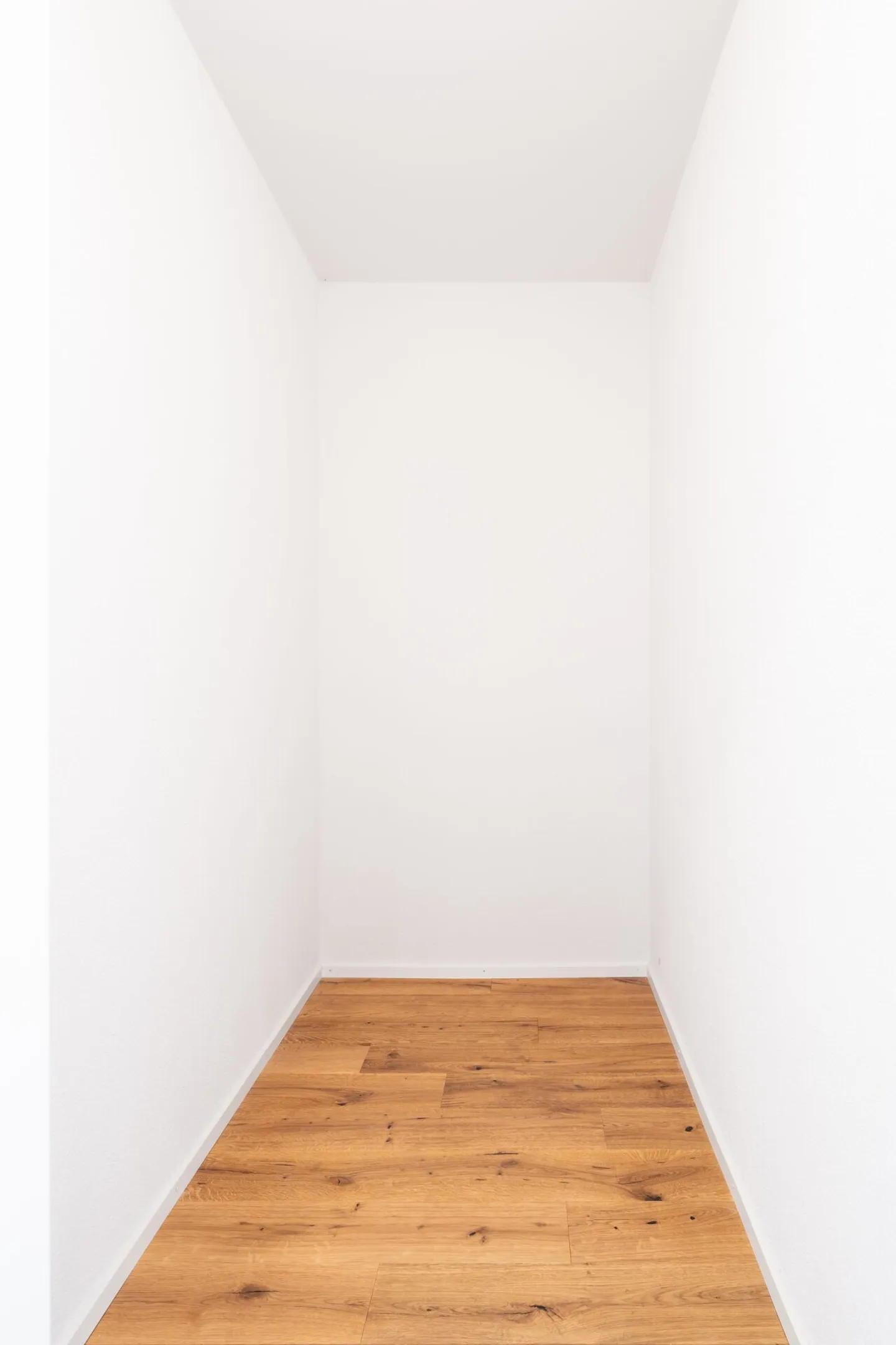 Ready to move in and high-quality renovated - Your new home in Benglen - Photo 7 of 13