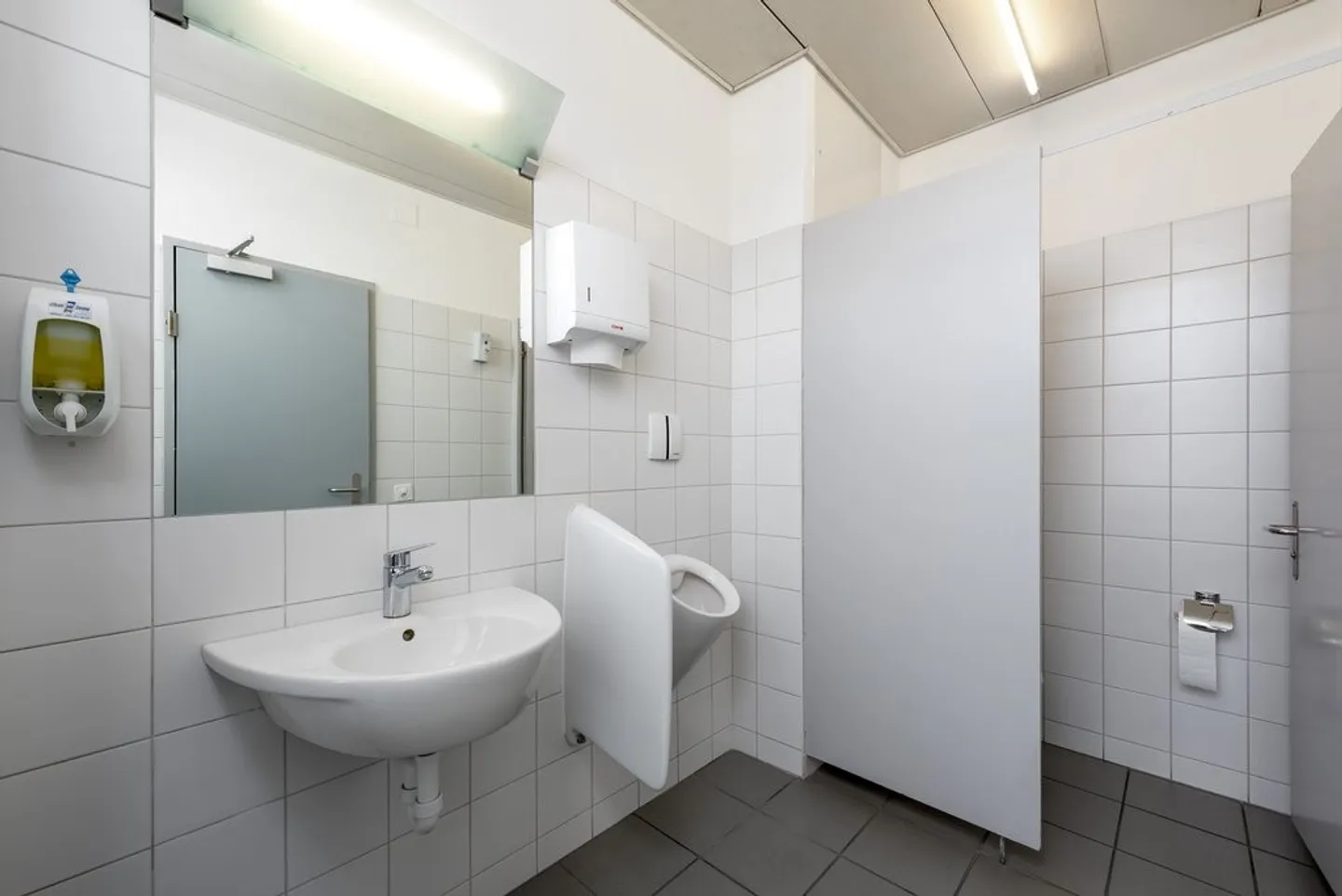 Bureaux centraux et lumineux au cœur de Wiedikon (8004 Zurich) - Photo 9 sur 10