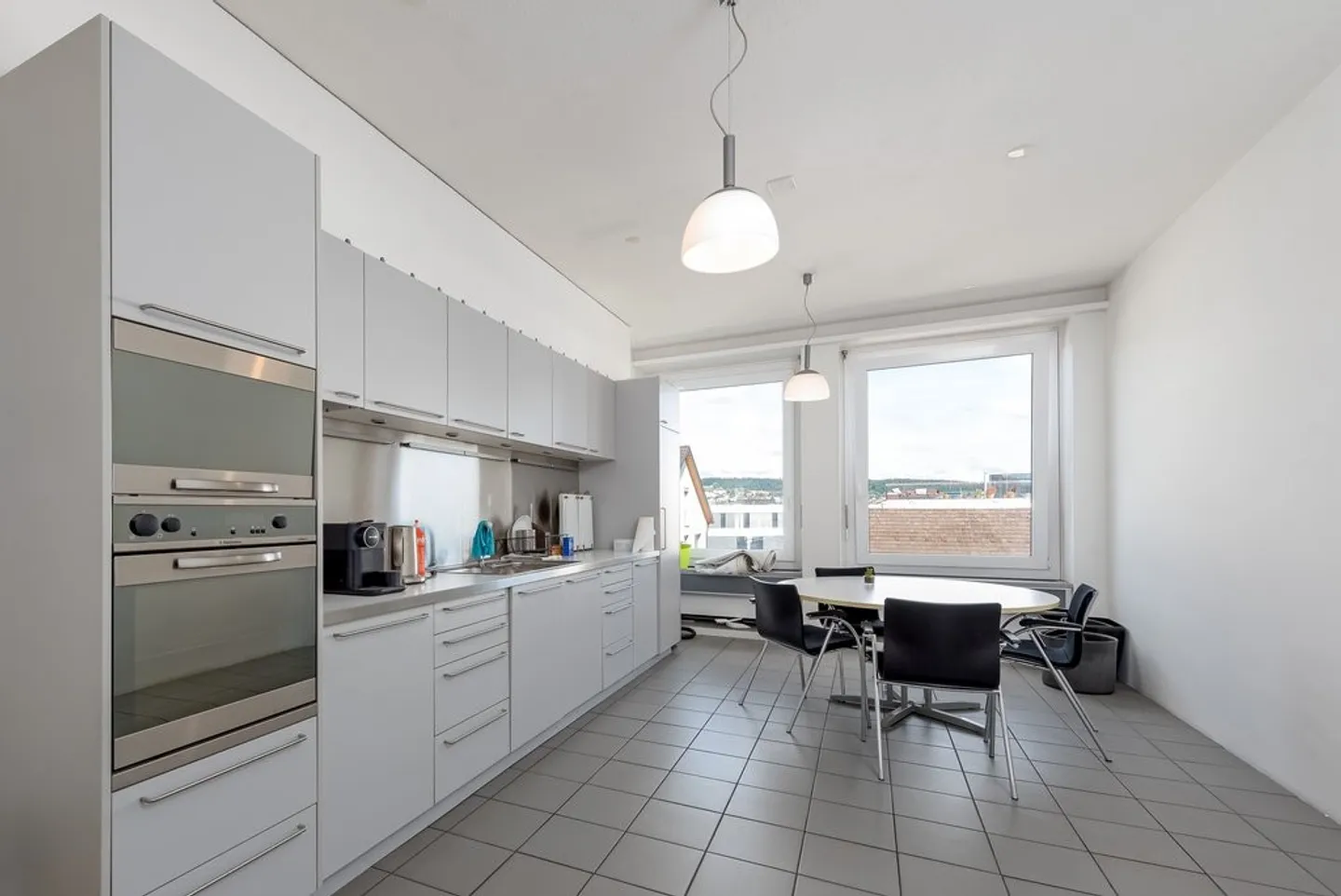 Bureaux centraux et lumineux au cœur de Wiedikon (8004 Zurich) - Photo 6 sur 10