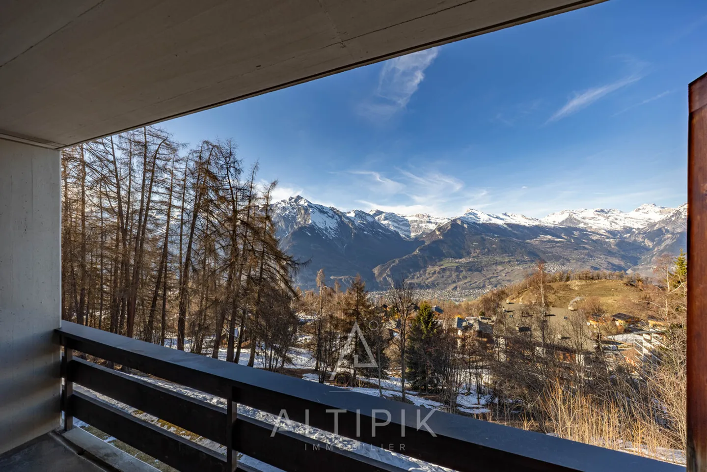 Ruhige Wohnung 500m von der Gondelbahn entfernt, unglaubliche Aussicht - Foto 8 von 8