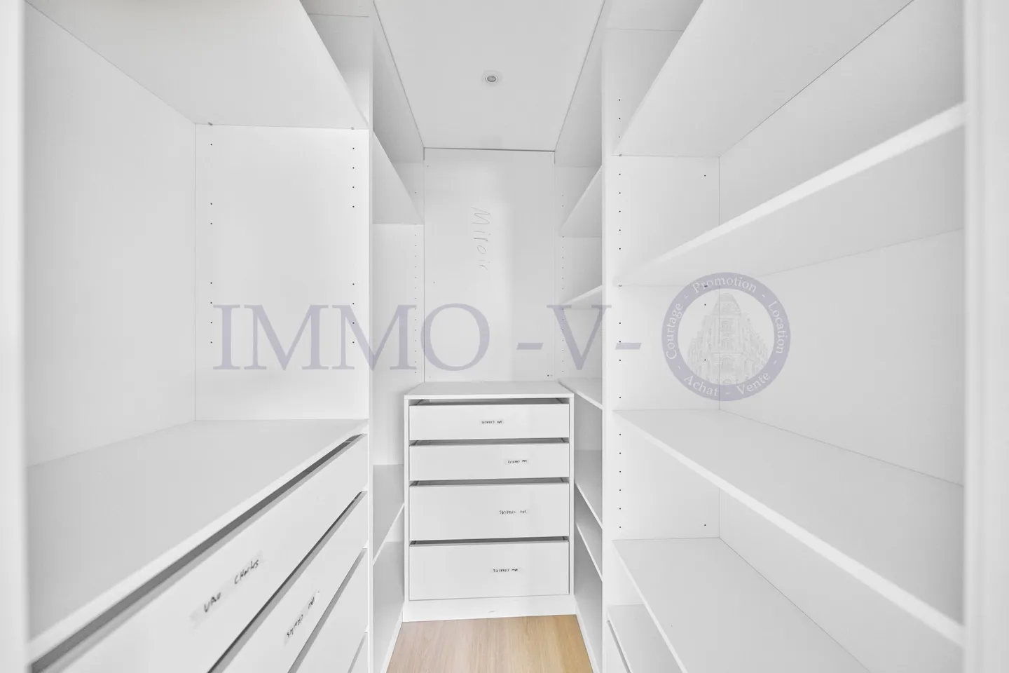 NUOVO APPARTAMENTO CON GIARDINO E VISTA SULLA NATURA - Foto 6 di 11