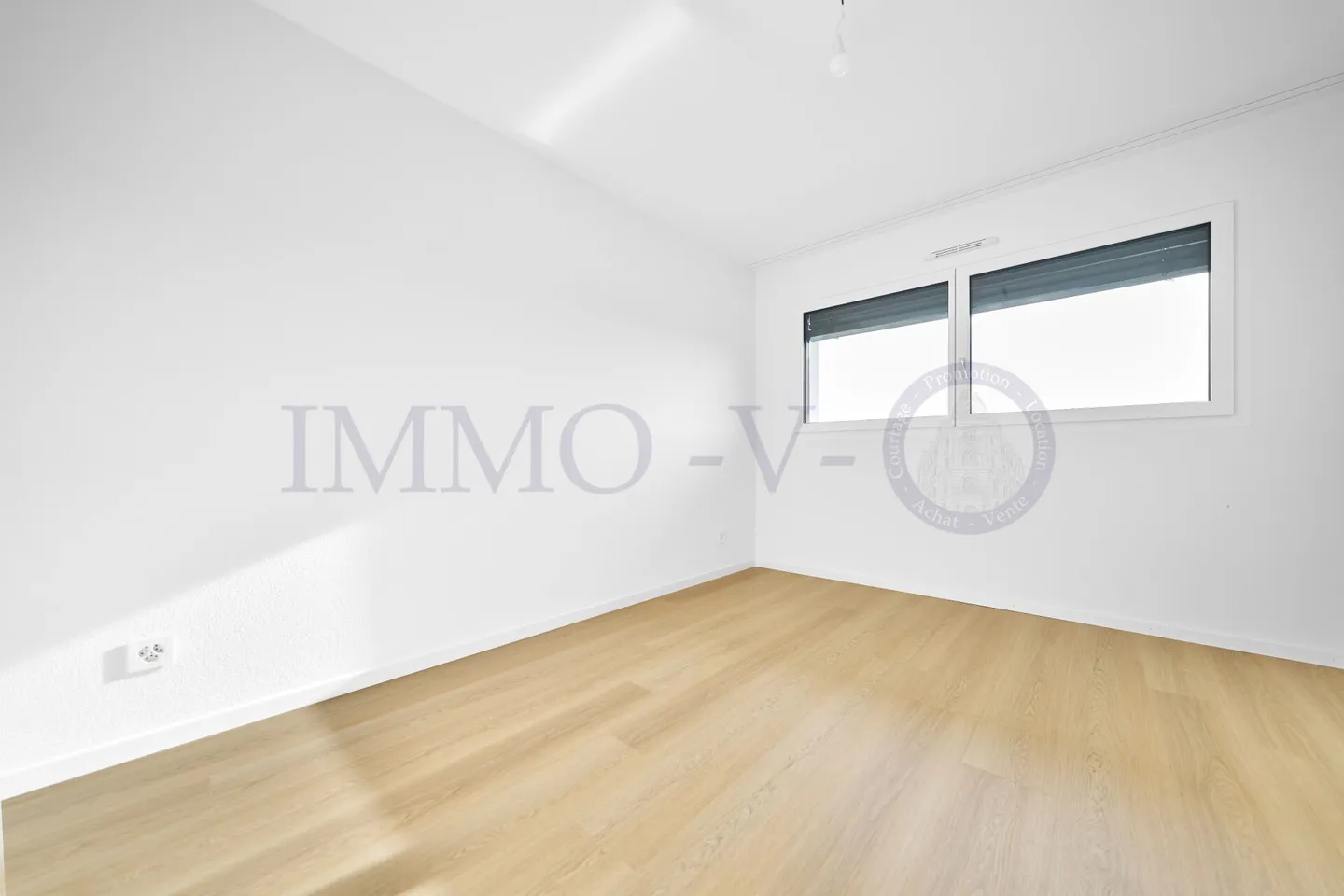 NUOVO APPARTAMENTO CON GIARDINO E VISTA SULLA NATURA - Foto 9 di 11