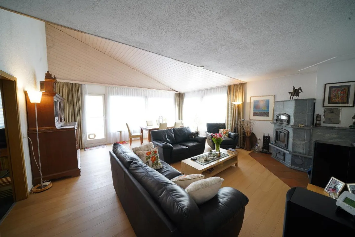 Casa unifamiliare attraente al confine della zona edificabile - Foto 5 di 8