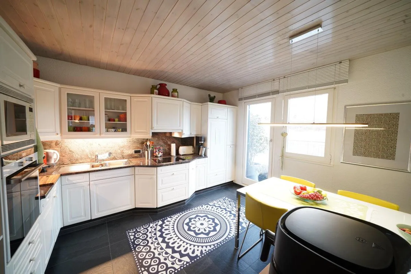 Casa unifamiliare attraente al confine della zona edificabile - Foto 4 di 8