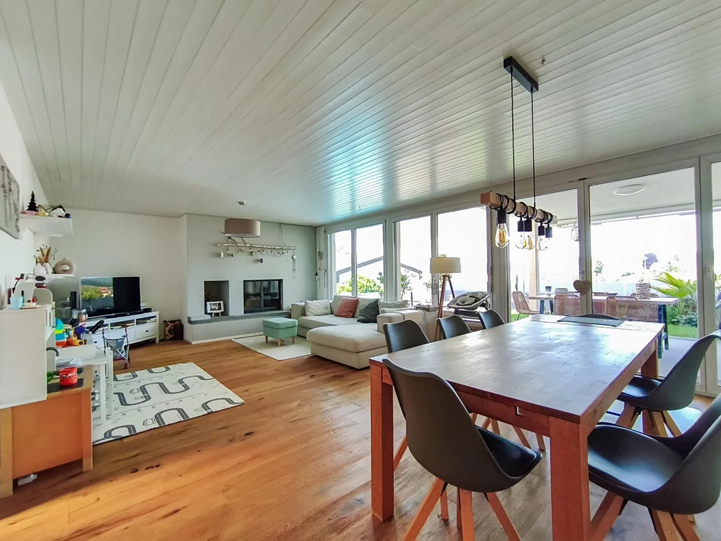 Casa unifamiliare ristrutturata con vista libera sul Reno... - Foto 7 di 13