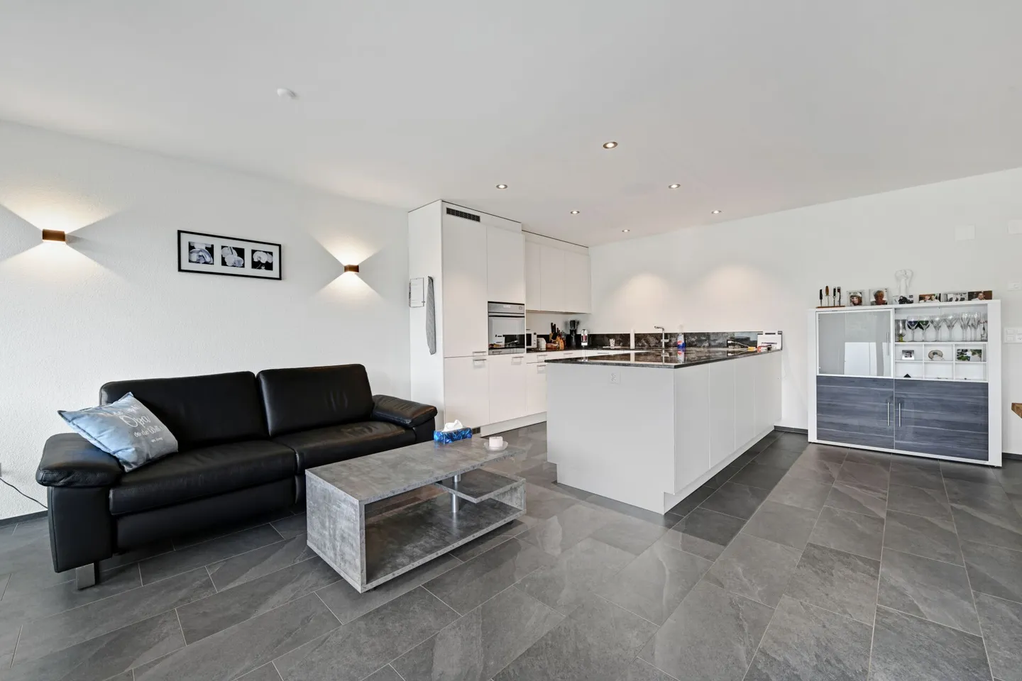 Vivere con vista: Casa da sogno con appartamento e oasi benessere - Foto 34 di 46