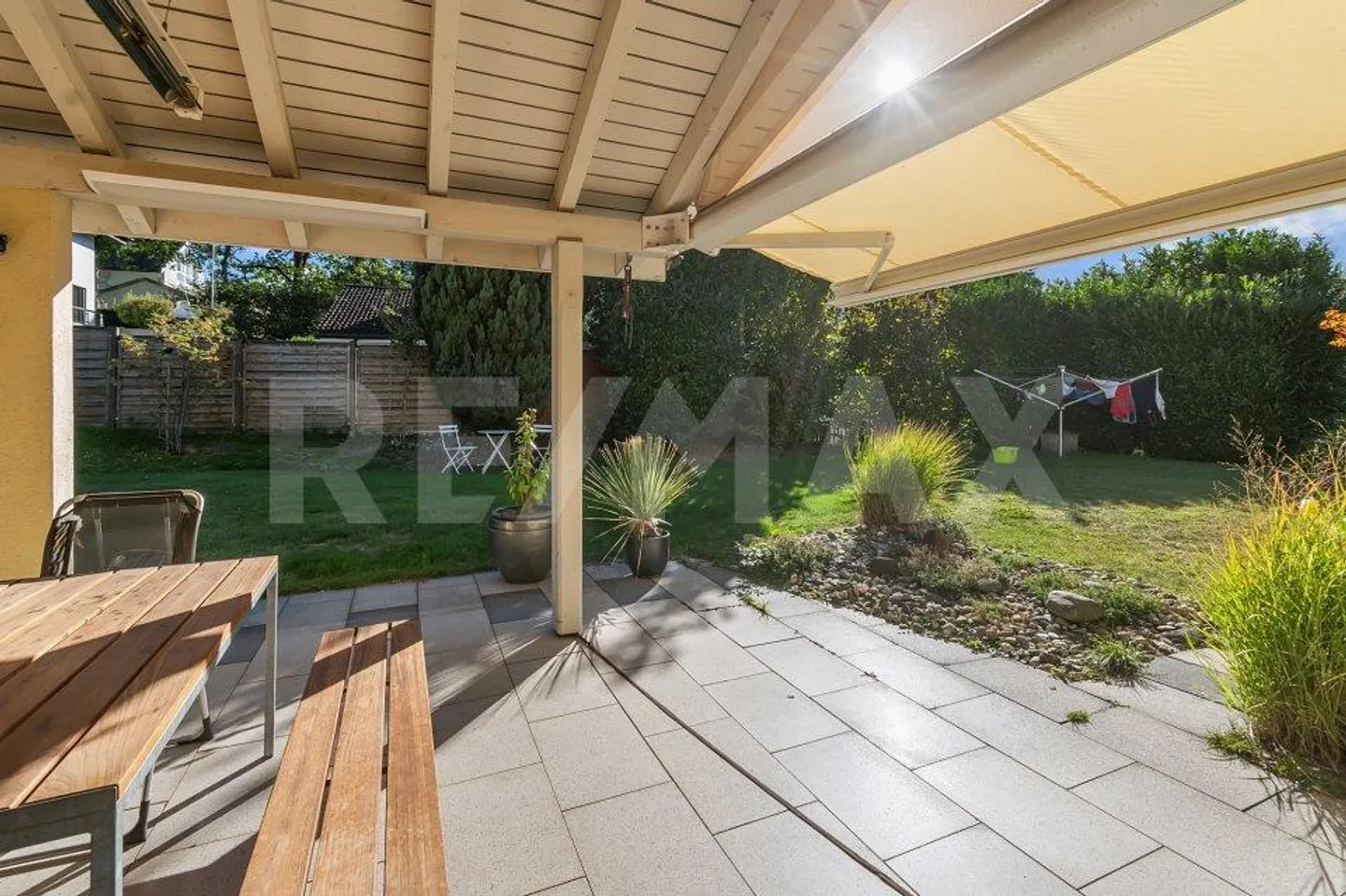 Geräumiges Einfamilienhaus mit Garten - Foto 6 von 13