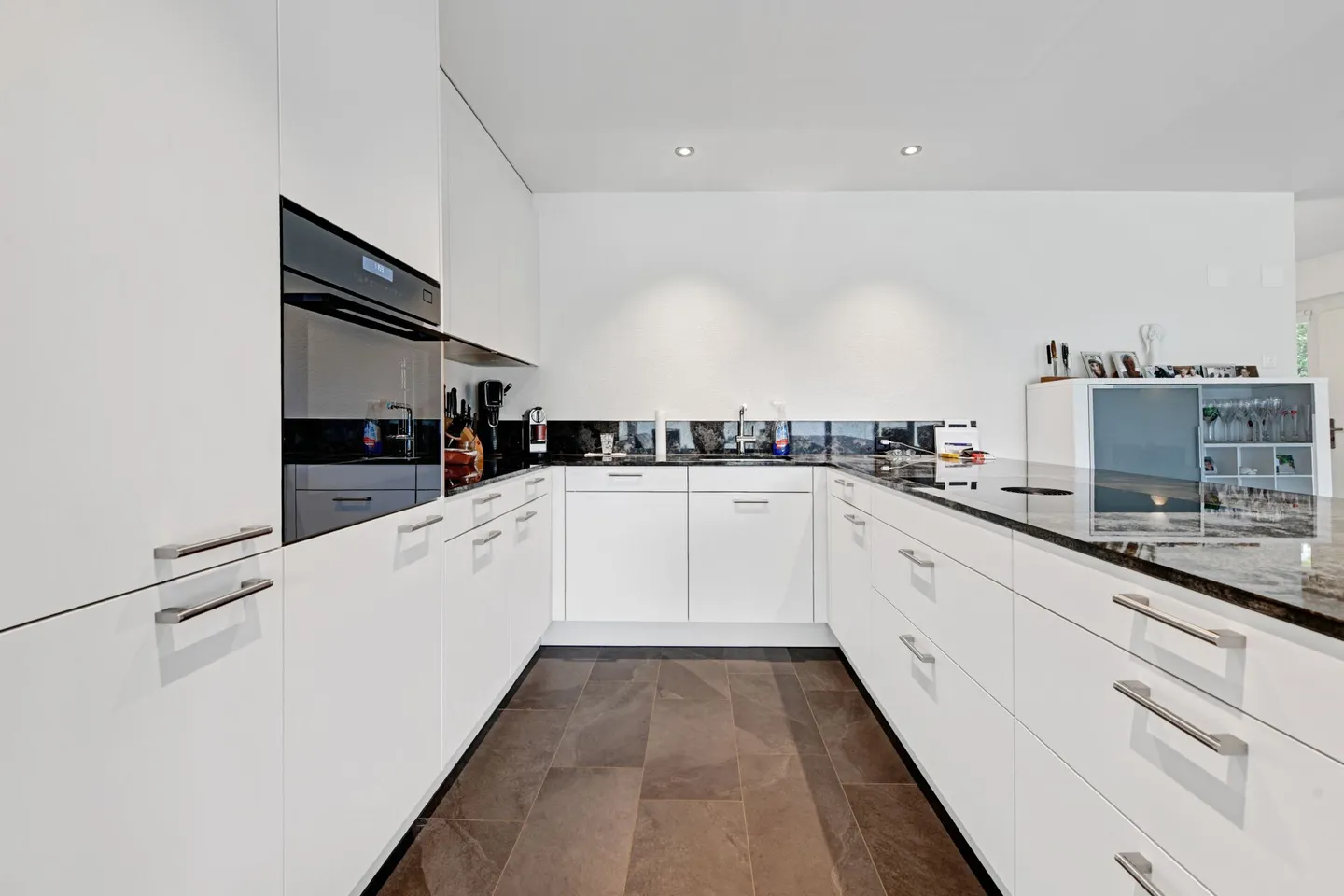 Vivere con vista: Casa da sogno con appartamento e oasi benessere - Foto 36 di 46