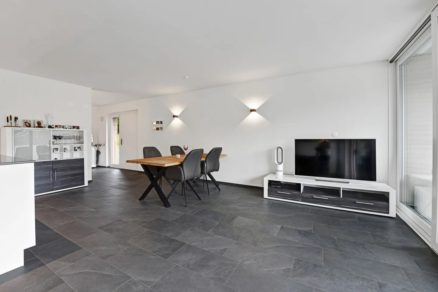 Vivere con vista: Casa da sogno con appartamento e oasi benessere - Foto 38 di 46
