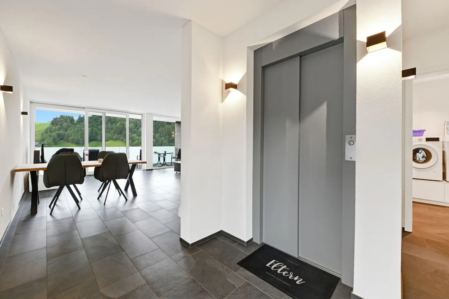 Vivere con vista: Casa da sogno con appartamento e oasi benessere - Foto 41 di 46