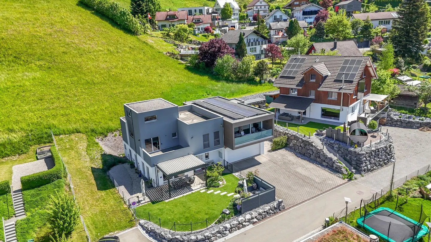 Vivere con vista: Casa da sogno con appartamento e oasi benessere - Foto 45 di 46