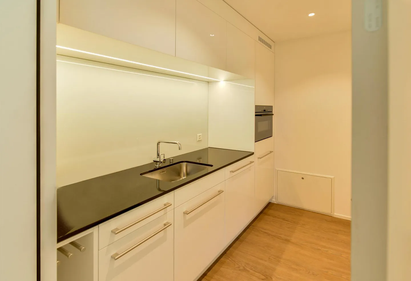 Dienstleistungsfläche an attraktiver Lage - Foto 5 von 8