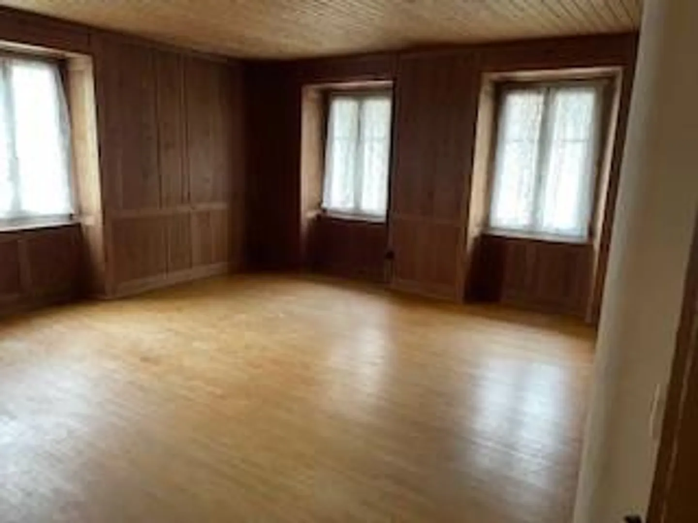 8-room single-family house - Photo 8 of 11