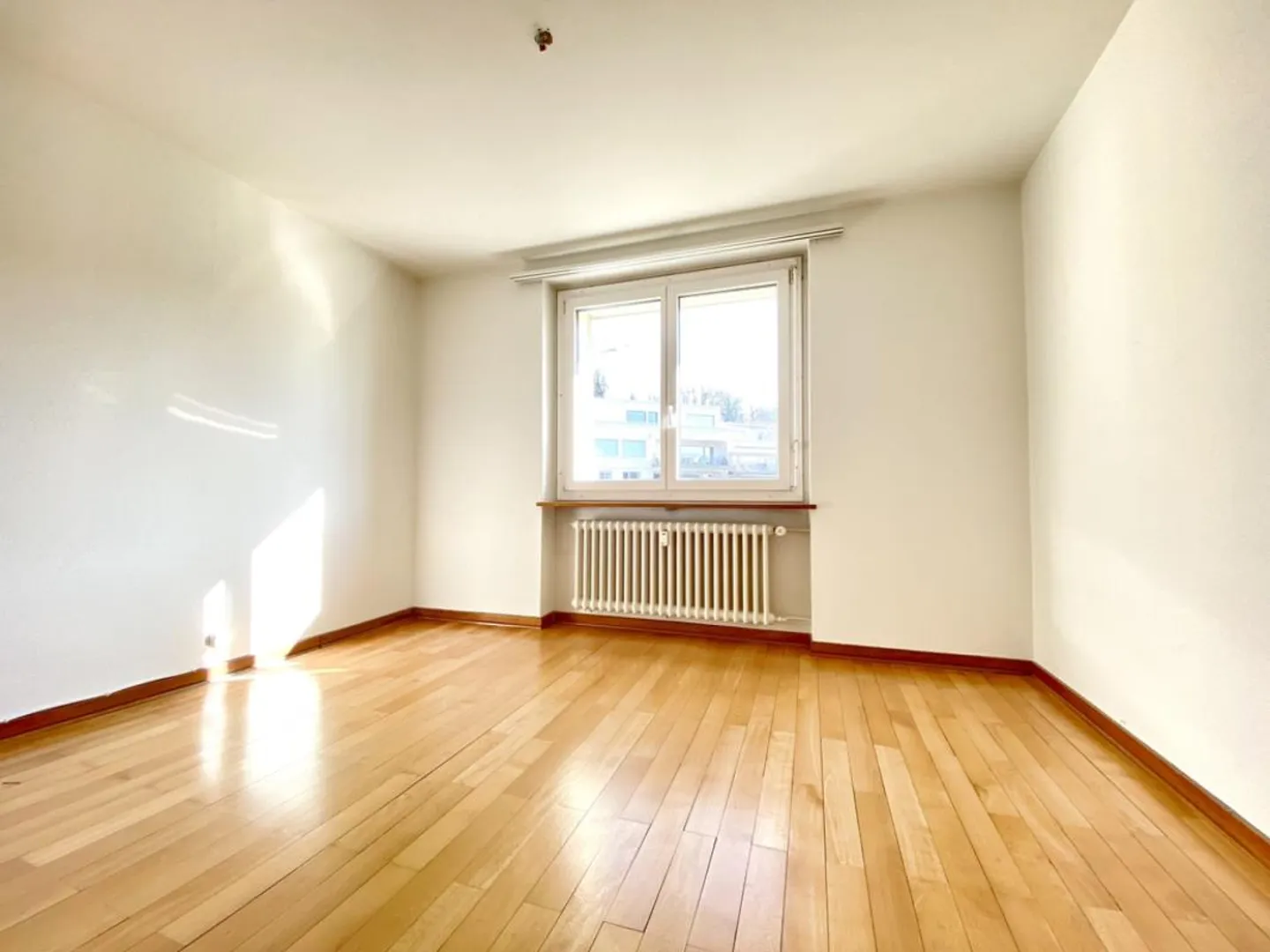 Appartamento luminoso in una posizione tranquilla nel popolare quartiere di Wesemlin - Foto 9 di 9