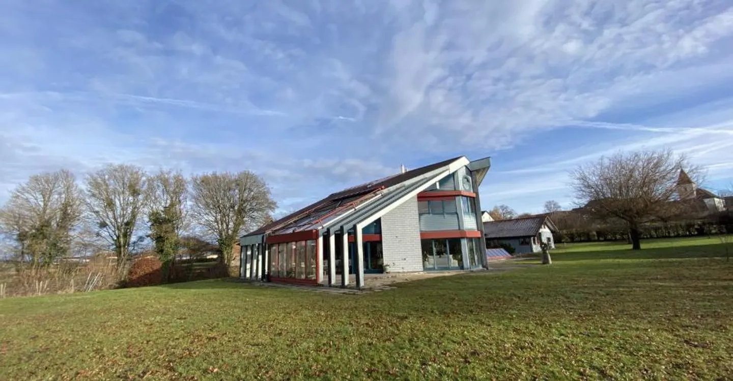 Villa, Bure - 679000 - Photo 3 of 12