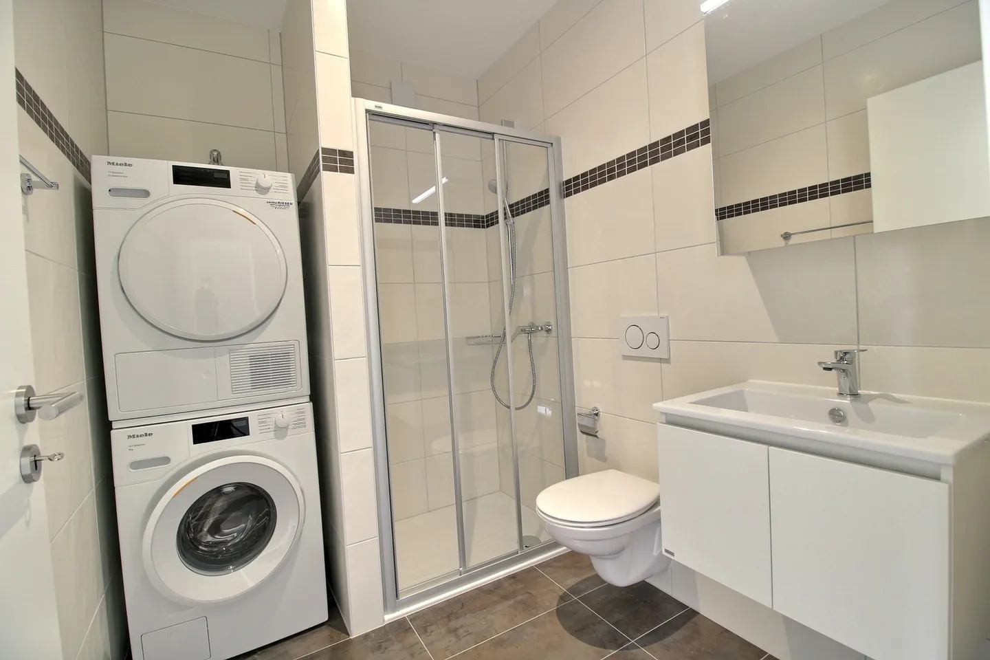 Magnificent 3.5-room duplex for rent - Photo 6 of 11