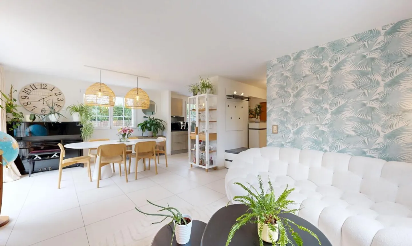 Renoviertes Familienhaus mit Master-Suite und Südostgarten - Foto 7 von 11