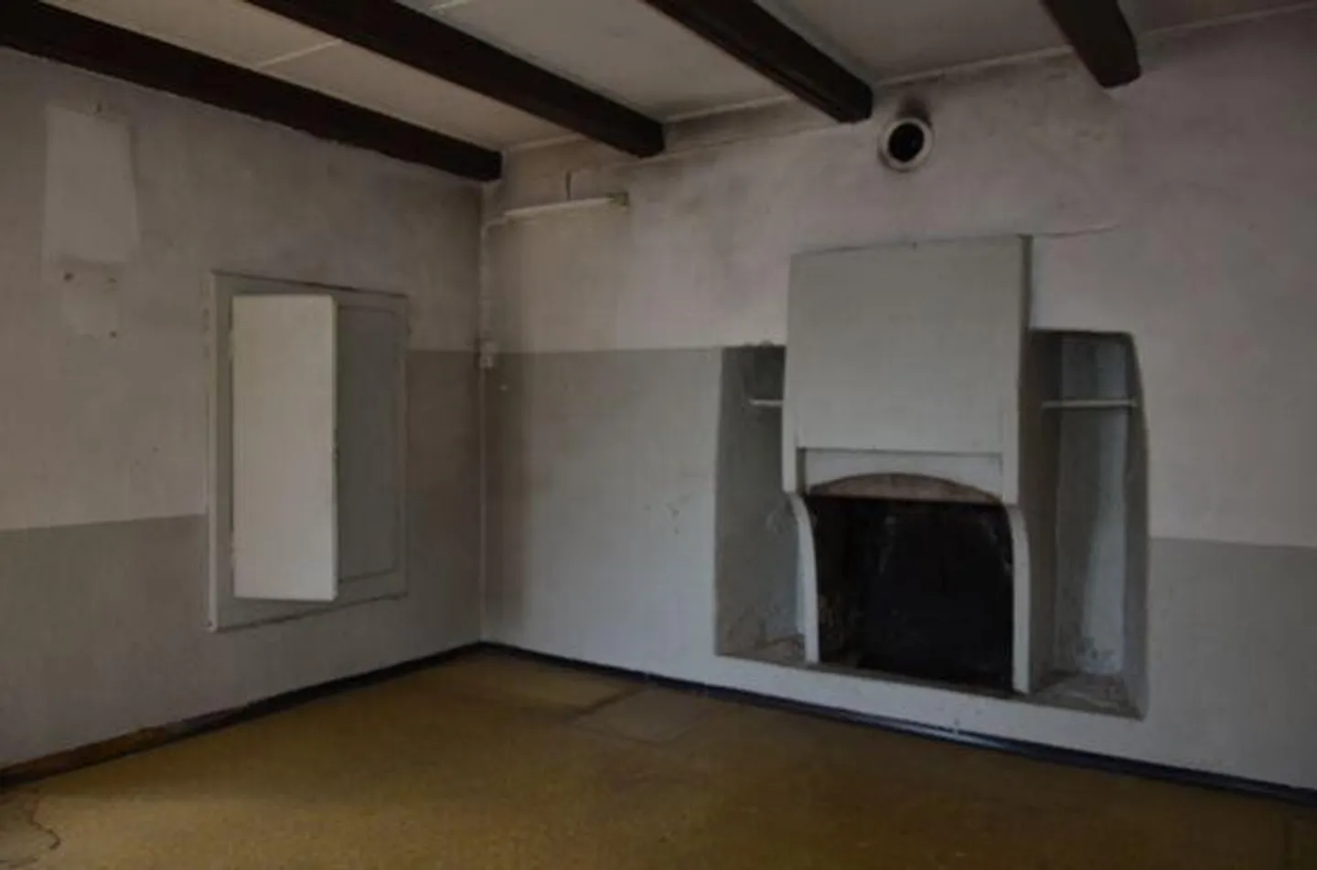 Maison dans le village avec jardin et terrasse très ensoleillée, calme avec belle vue - Photo 8 sur 13