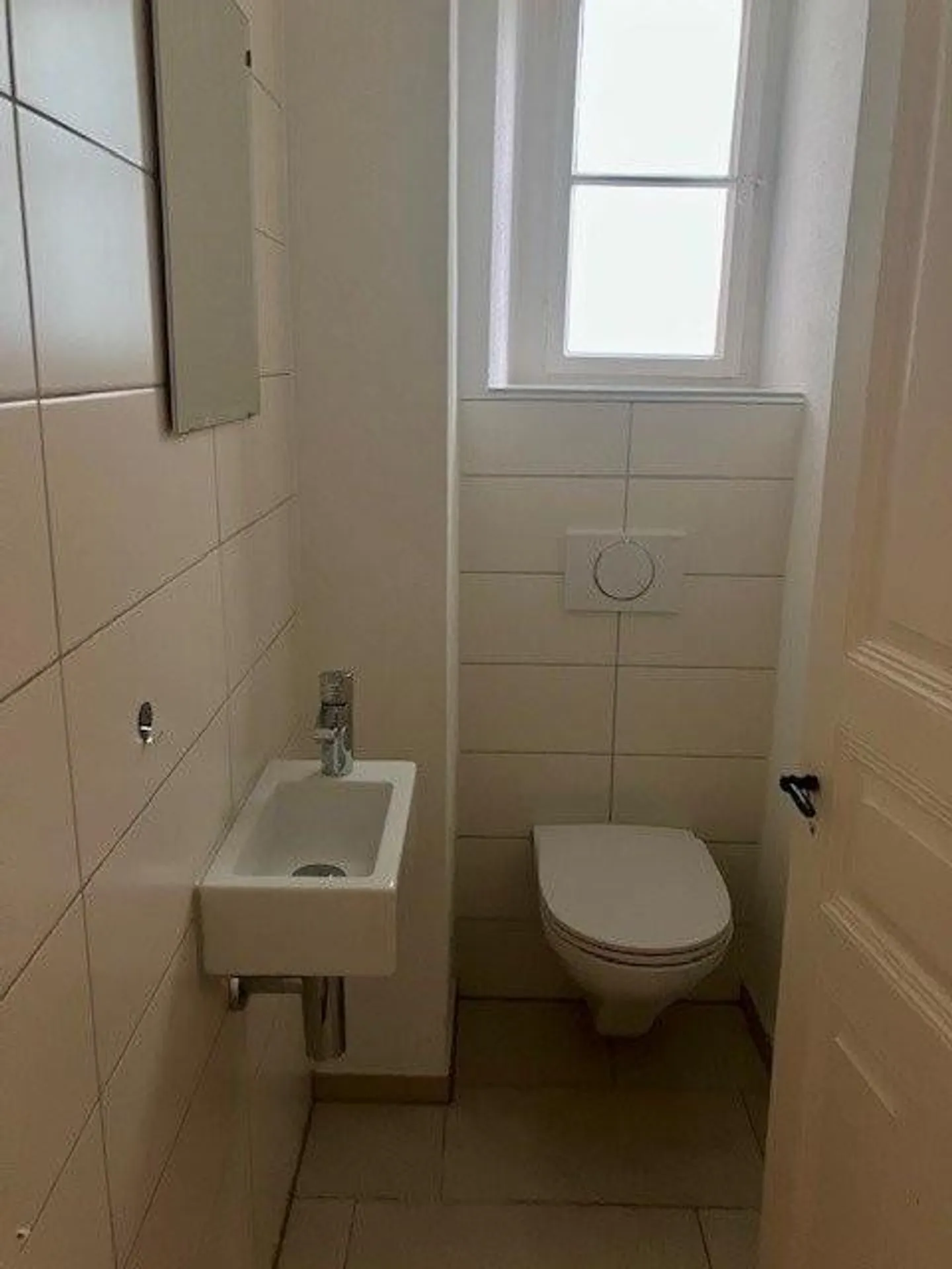 La tua nuova condivisione? Ampio appartamento di 6 stanze in centro da affittare - Foto 11 di 12