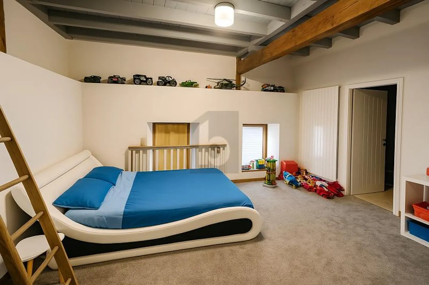 Außergewöhnliches Triplex mit Pool - Foto 5 von 6