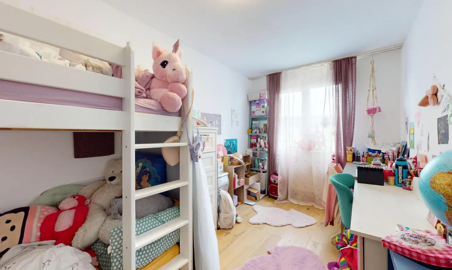 Moderno appartamento duplex con grande terrazza nel cuore di Zuchwil - Foto 10 di 13