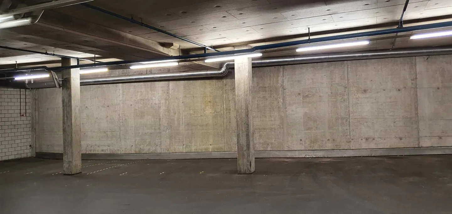 Zofingen, parking space directly at the train station for rent - Photo 2 of 3