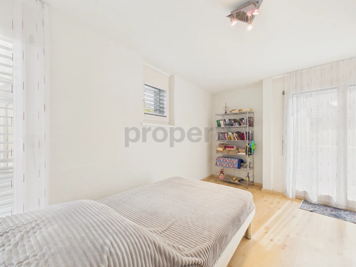 Grosszügiges 7.5-Zimmer-Einfamilienhaus mit Balkon - Foto 9 von 13