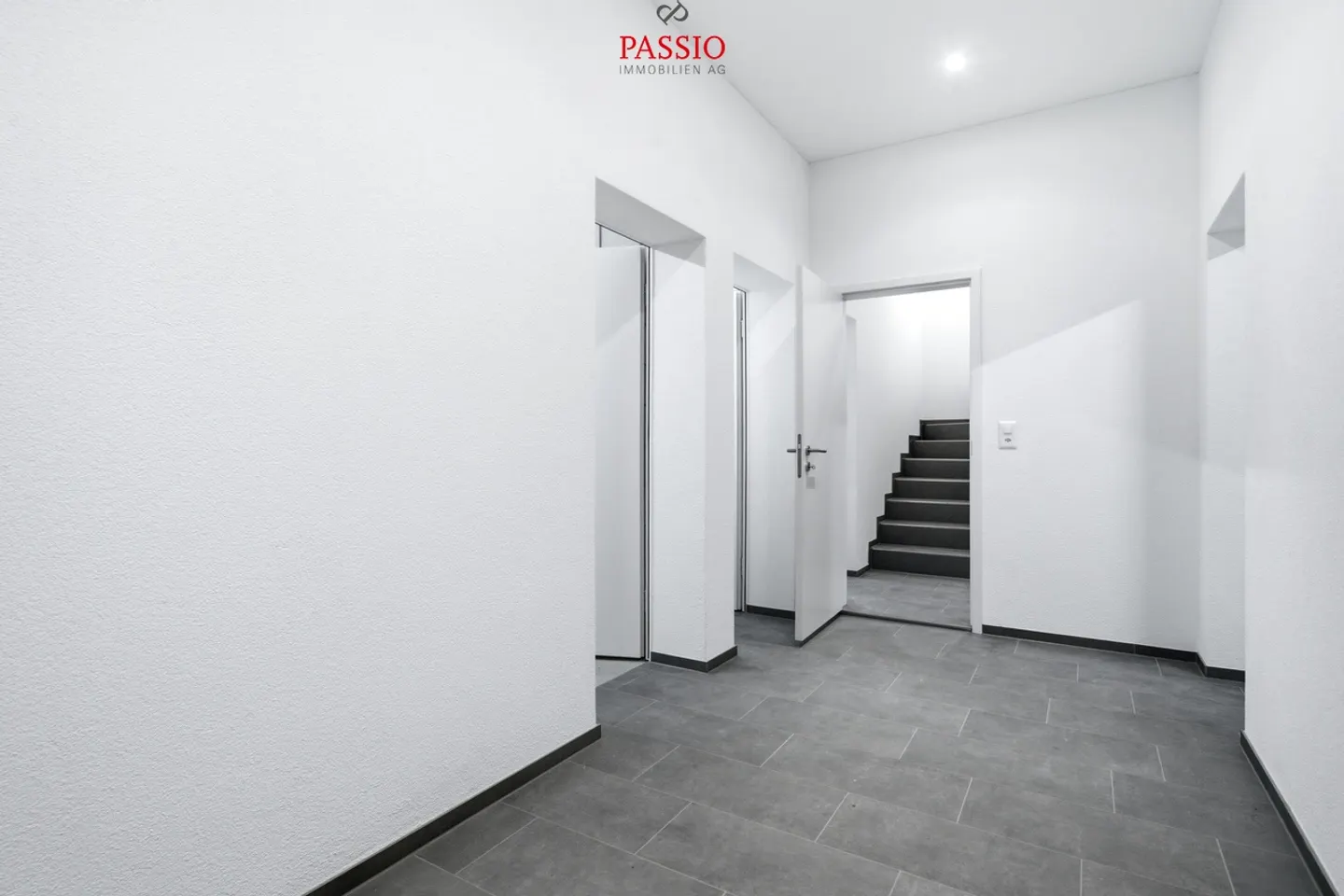 Exclusive 6.5-room semi-detached house with spacious garden - Photo 32 of 47