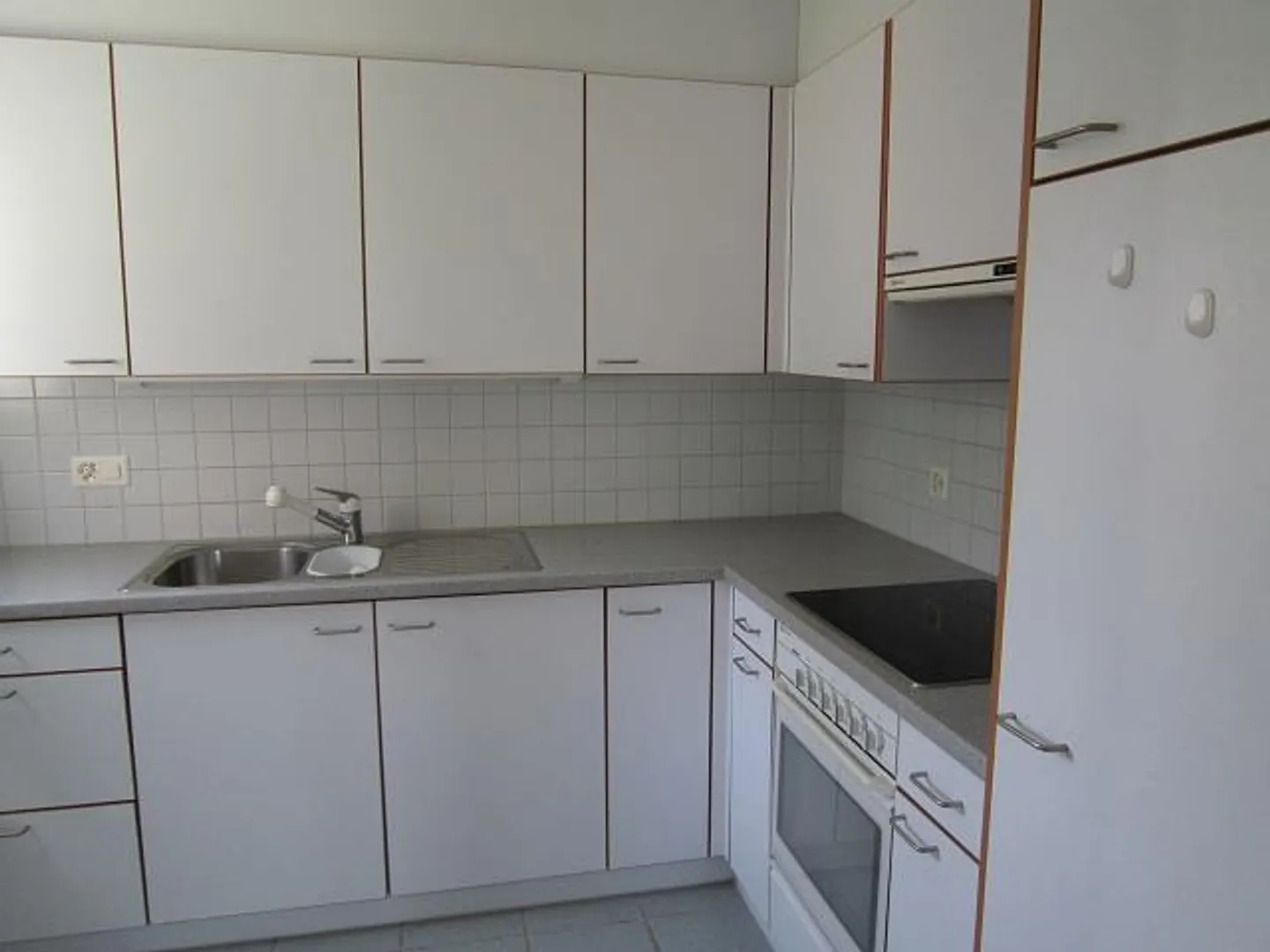 Appartamento mansardato accessibile in sedia a rotelle - Vita rurale vicino ai mezzi pubblici - Foto 3 di 7