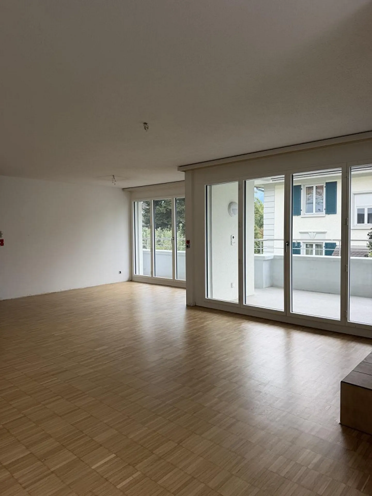 Spacious Apartment in Wesemlin - Photo 4 of 8