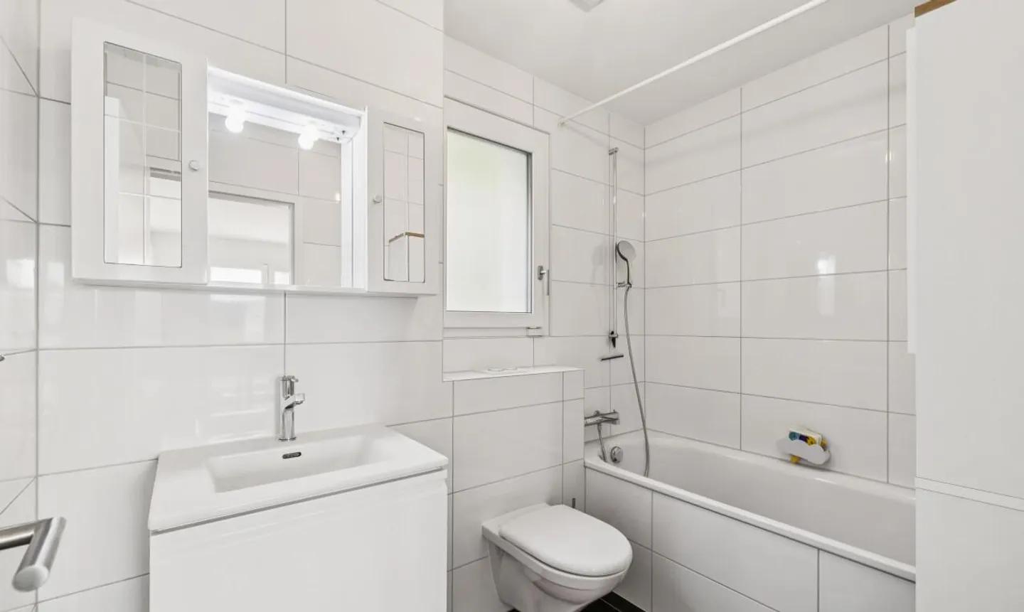 6.5-room detached house in Corminboeuf - Photo 10 of 11