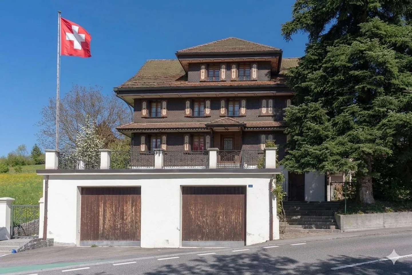 Einzigartiges historisches Objekt mit Loft - Foto 1 von 24
