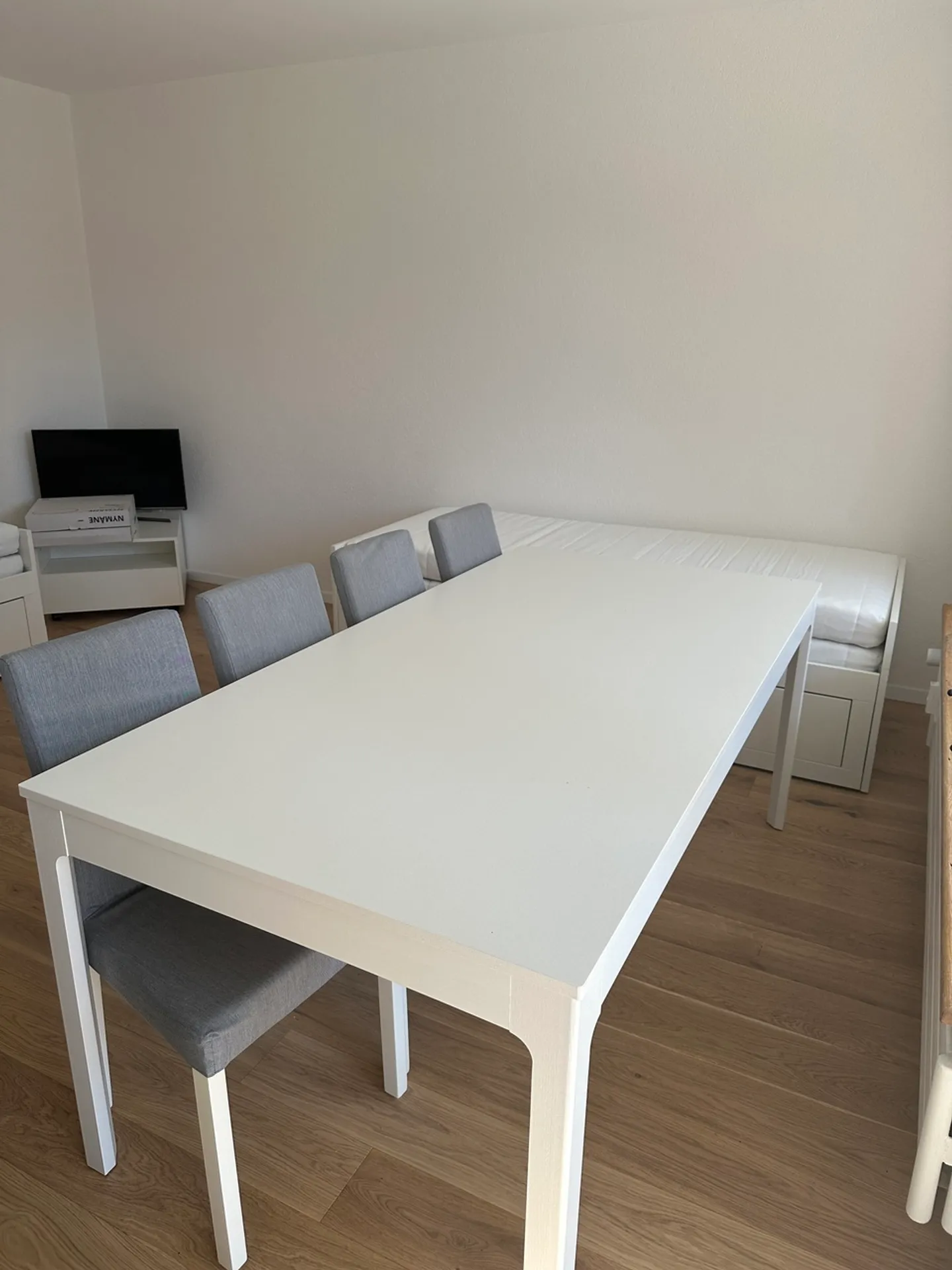 Studio rénové à Crans - Photo 2 sur 11